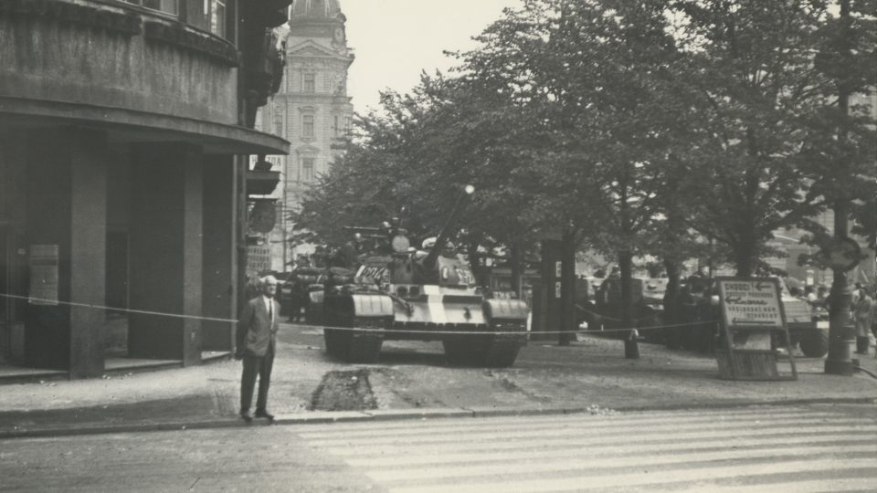 Roh Štěpánské ulice a Václavského náměstí v roce 1968