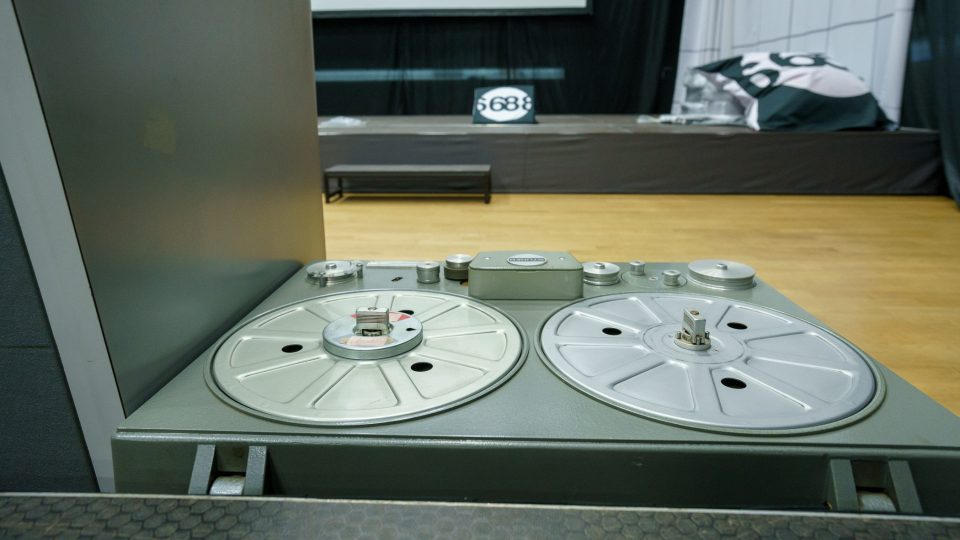 Ze Studia ´68 budeme přenášet z archivních analogových pásek